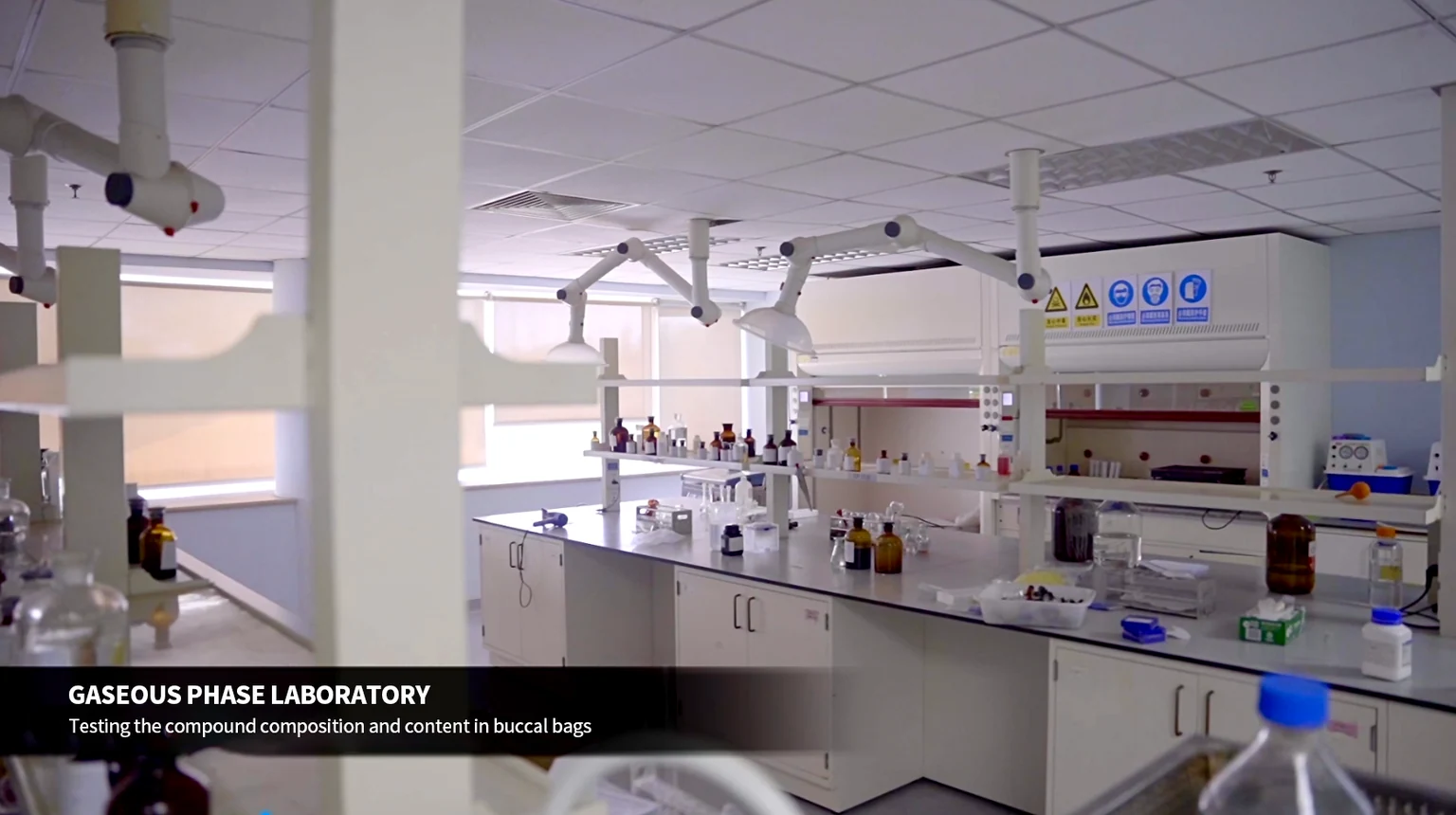 Quality starts with the brief. Laboratory and manufacturing process view 3